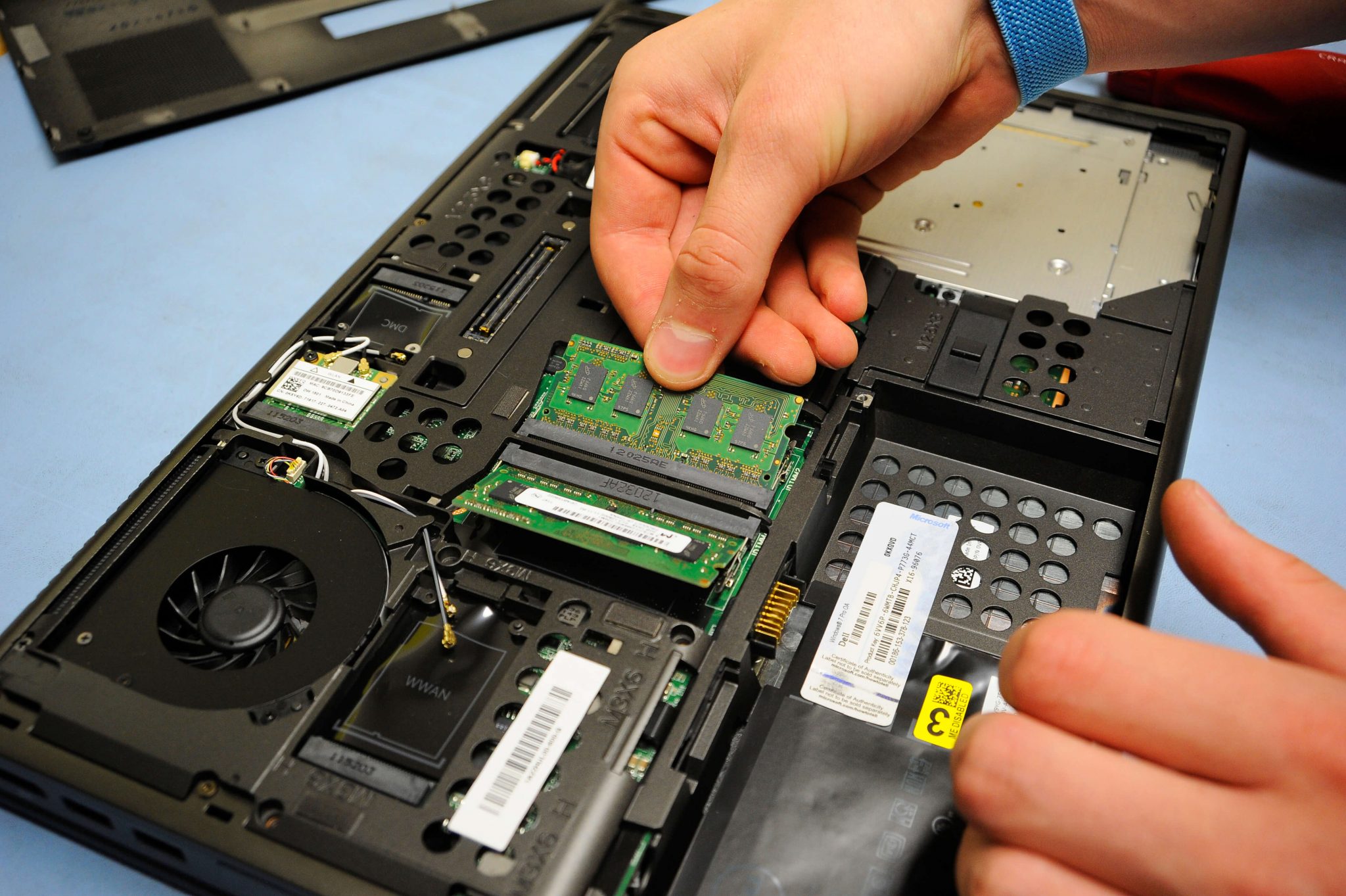 how to destroy a laptop hard drive