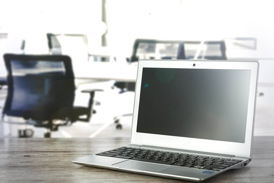 what's the difference between a laptop and a notebook